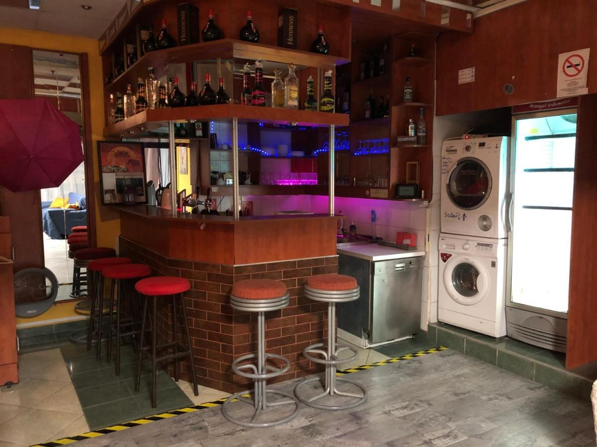 Whole Basement Former Pub2 For Stag Do, Men'S Cave Budapesta Exterior foto